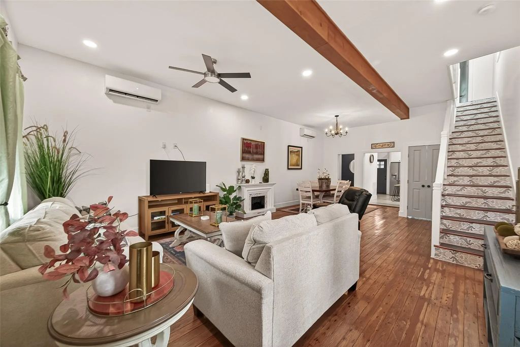 2815 Ball Street, Galveston