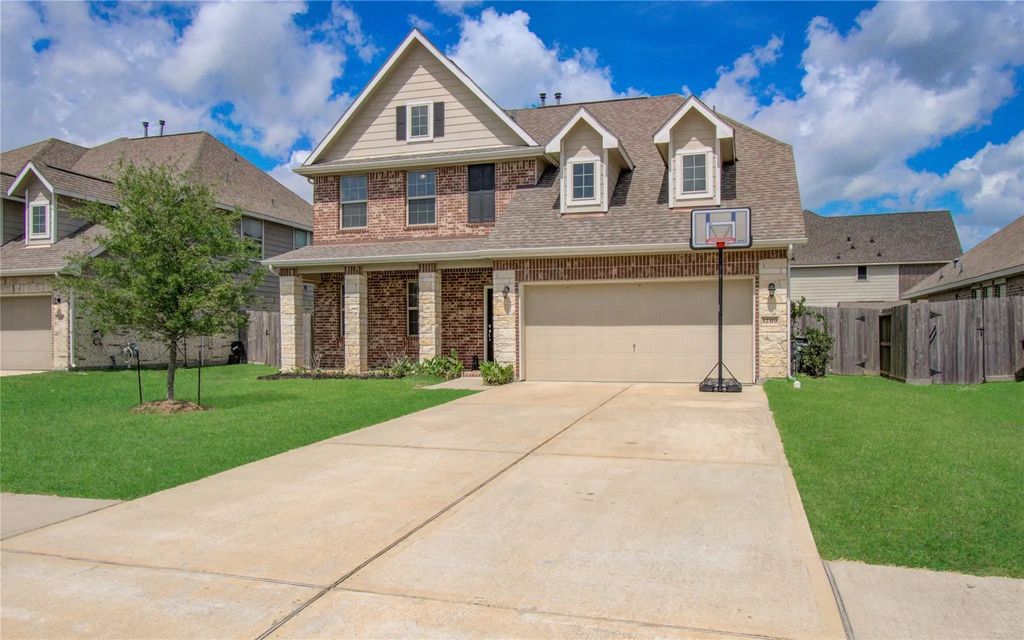 12319 Gatewood Drive, Mont Belvieu
