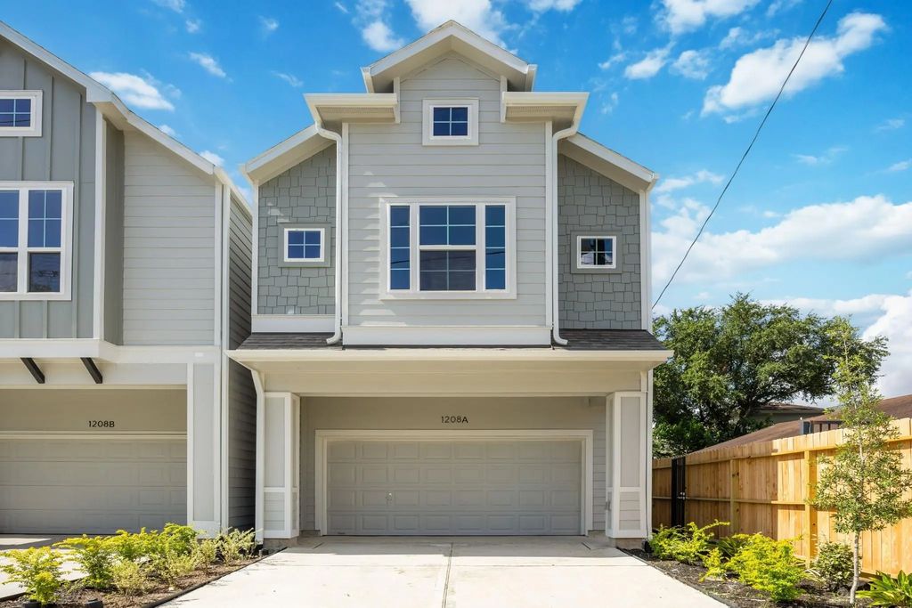 1208 E 26th Street A, Houston