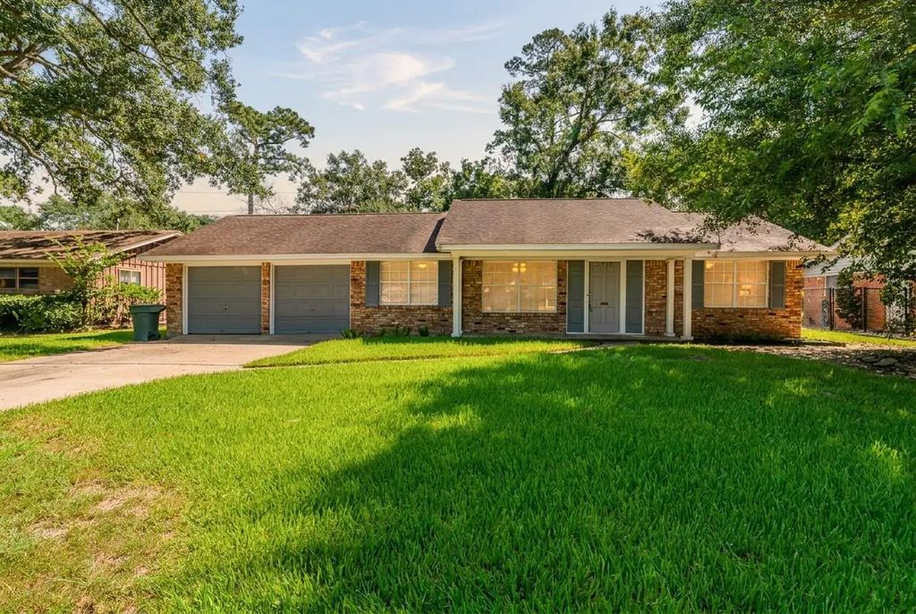 1970 Edson Drive, Beaumont