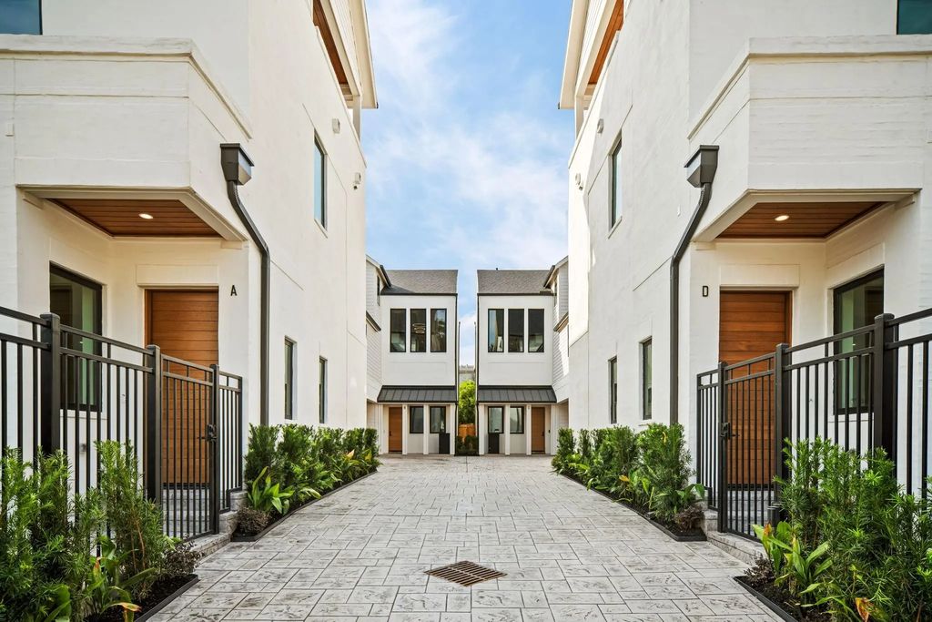 5409 Chevy Chase D, Houston