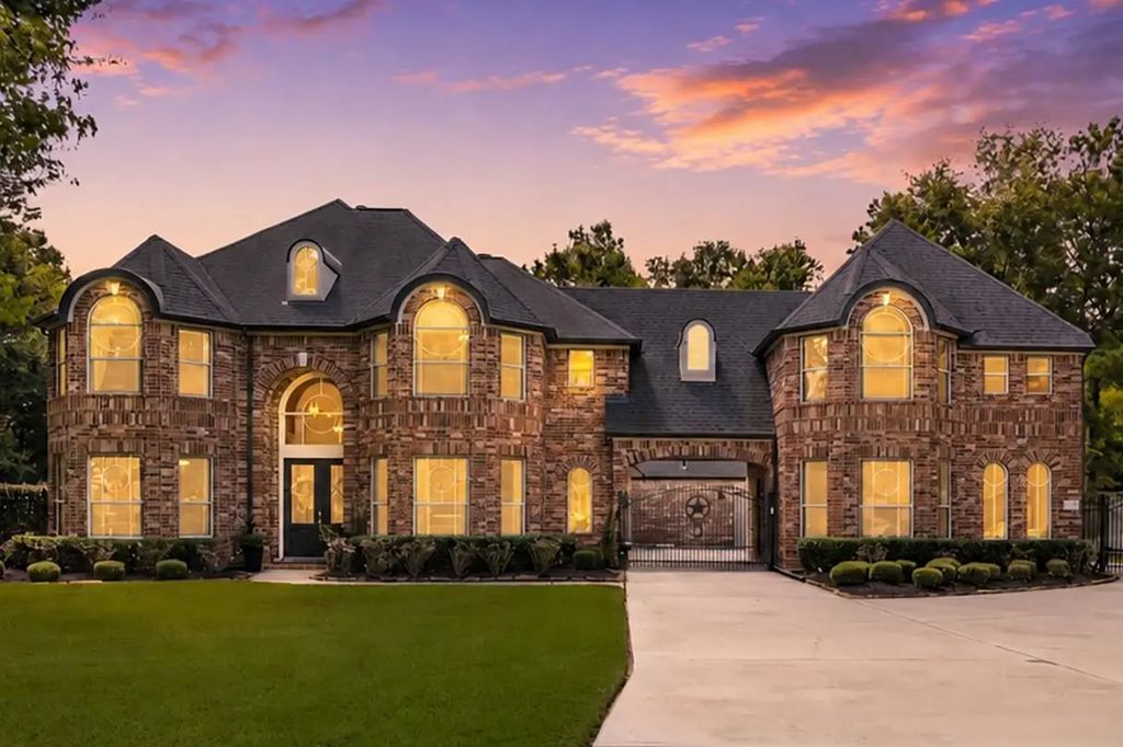 9010 Willow Springs Lane, Conroe