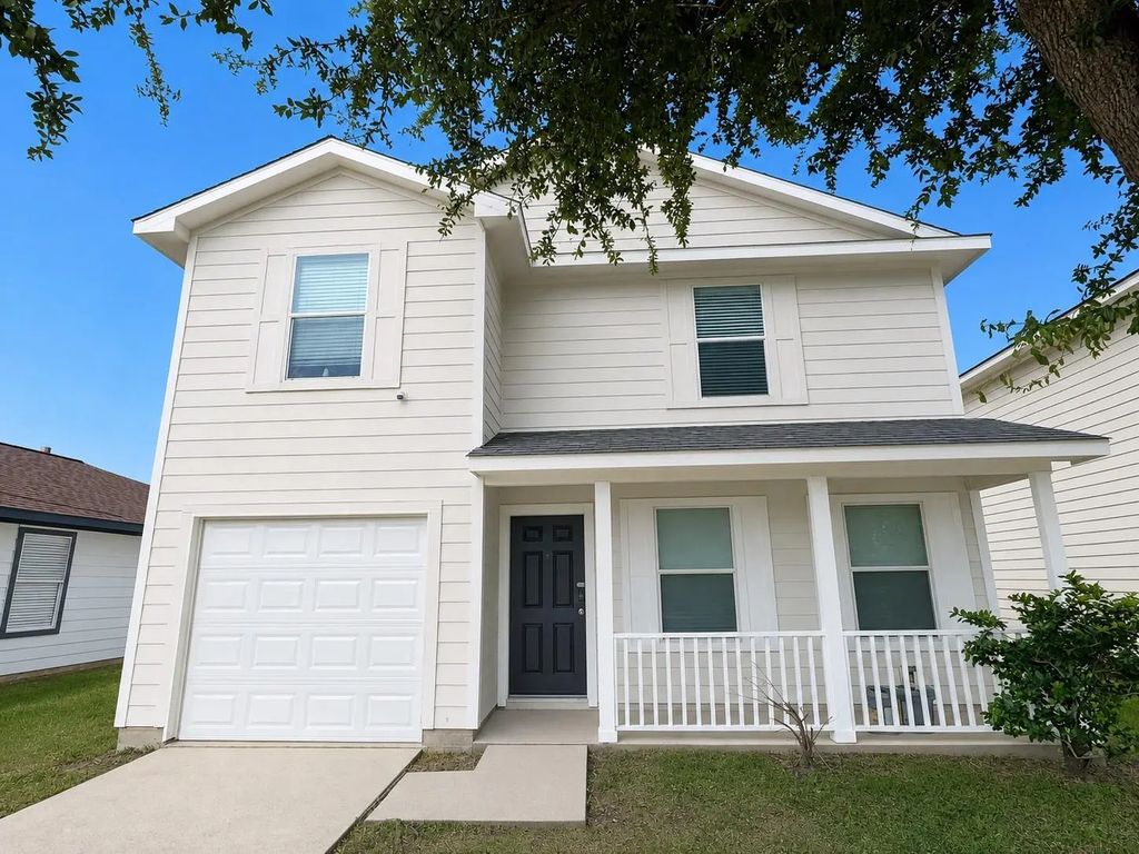 21207 Grand Linden Court, Humble