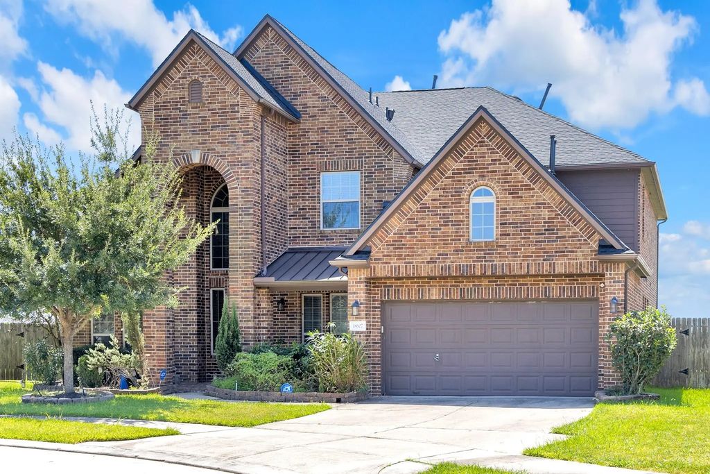 18607 Pelham Grove Lane, Richmond