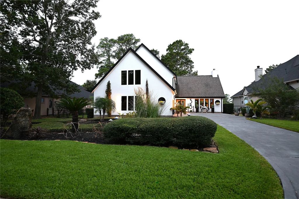 38 Fairway Park, Montgomery
