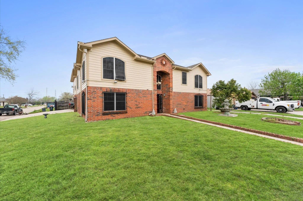 707 Doncrest Street, Channelview