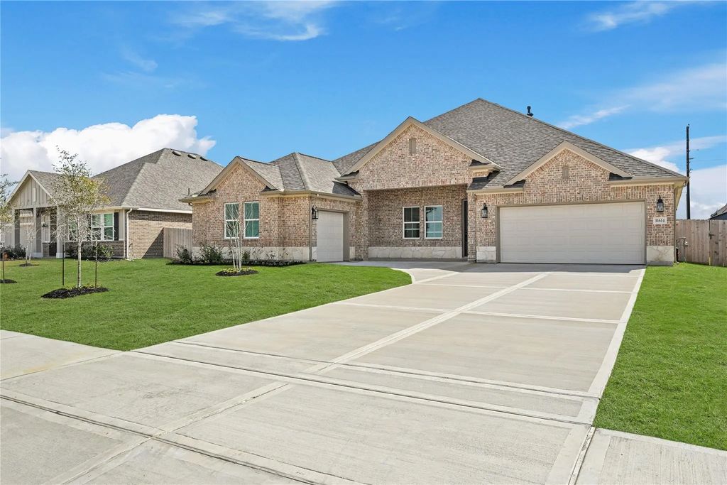 11714 Old Fashion Circle, Mont Belvieu