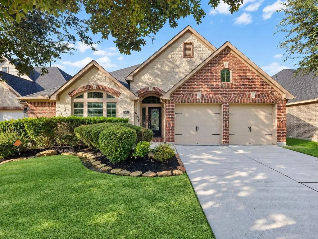 13206 Gentle Water Drive, Houston