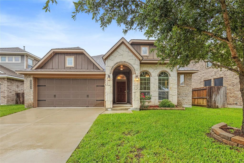 4202 Shallow Creek Court, College Station