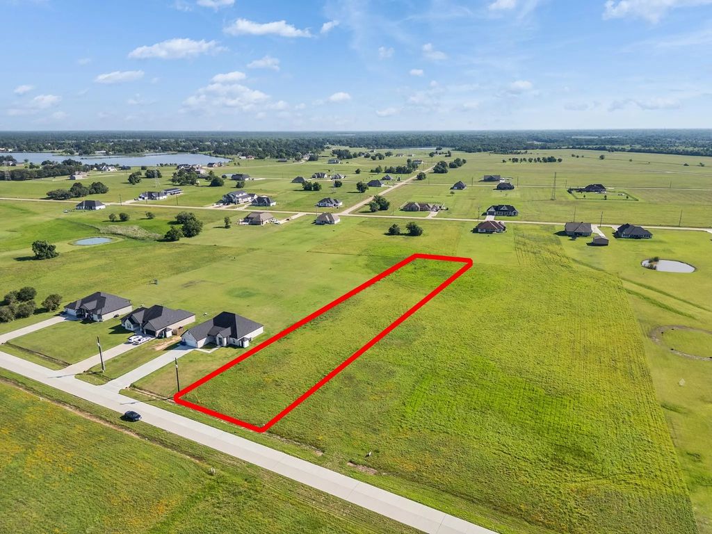 602 Longhorn Trail, Angleton