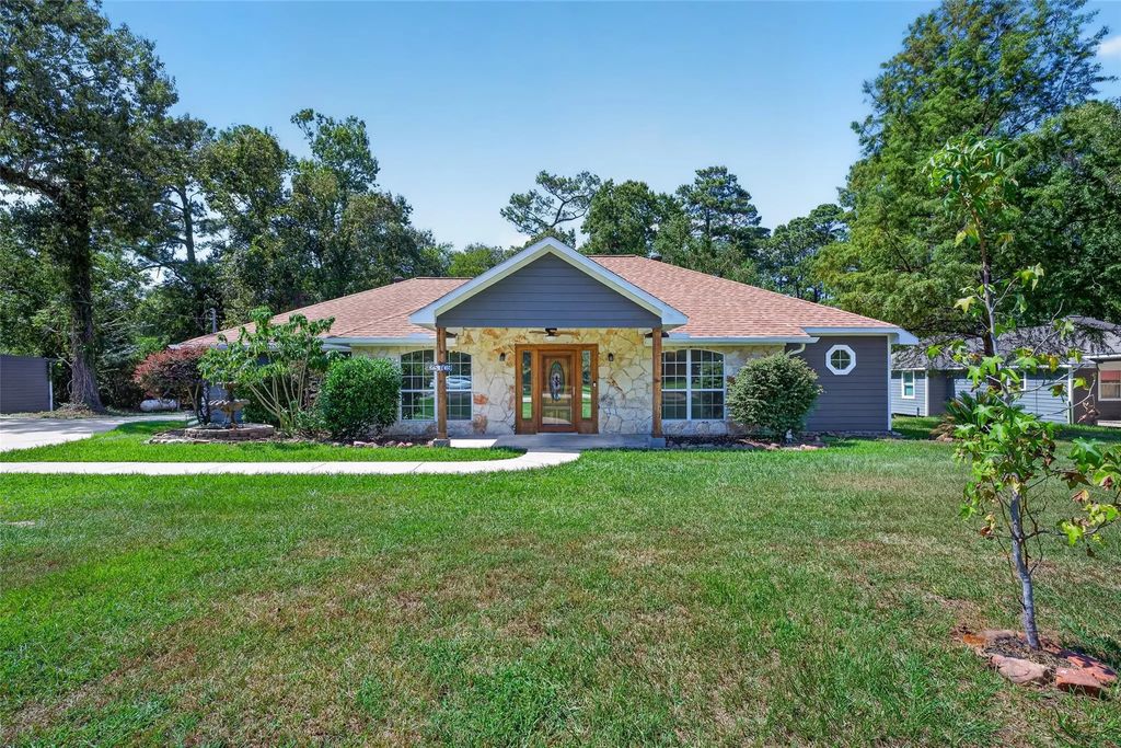 25709 Parkway Drive, Huffman