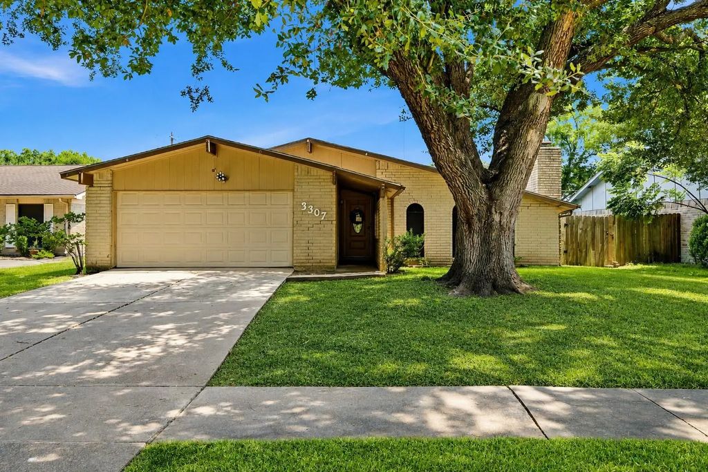 3307 Meadowview Drive, Missouri City