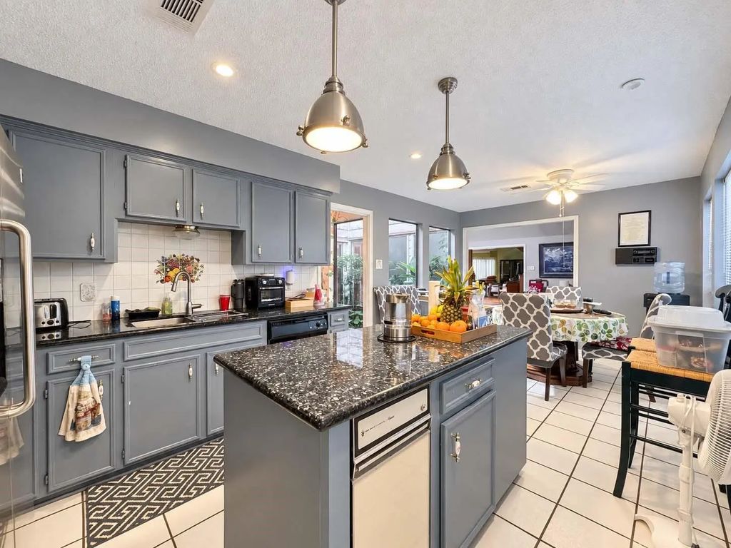 4619 Ironwood Drive, Baytown