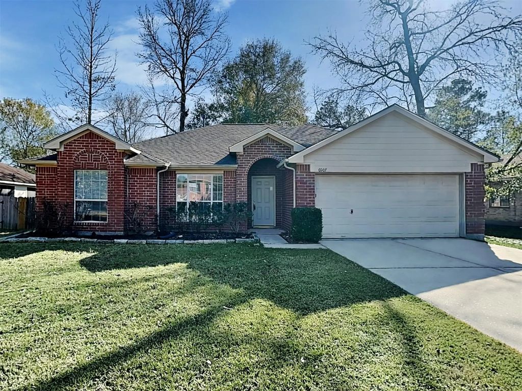 6907 Grant Drive, Magnolia