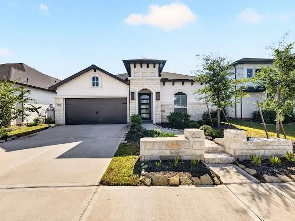 7559 Pemberley Court, Katy