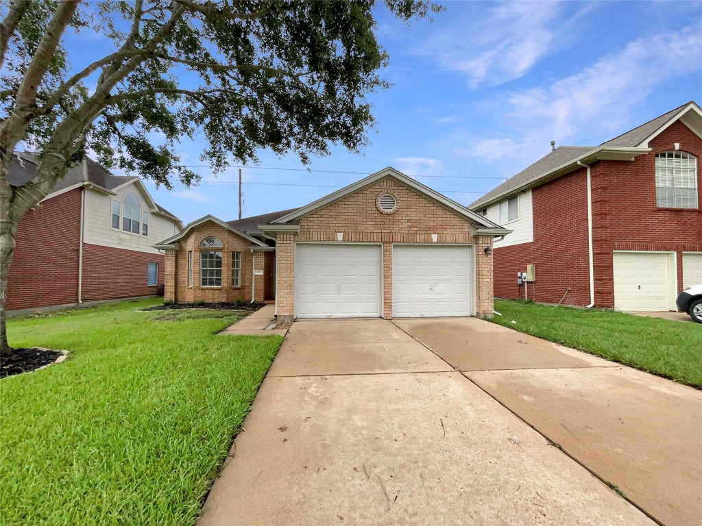 4326 Eaglewood Trail Drive, Fresno