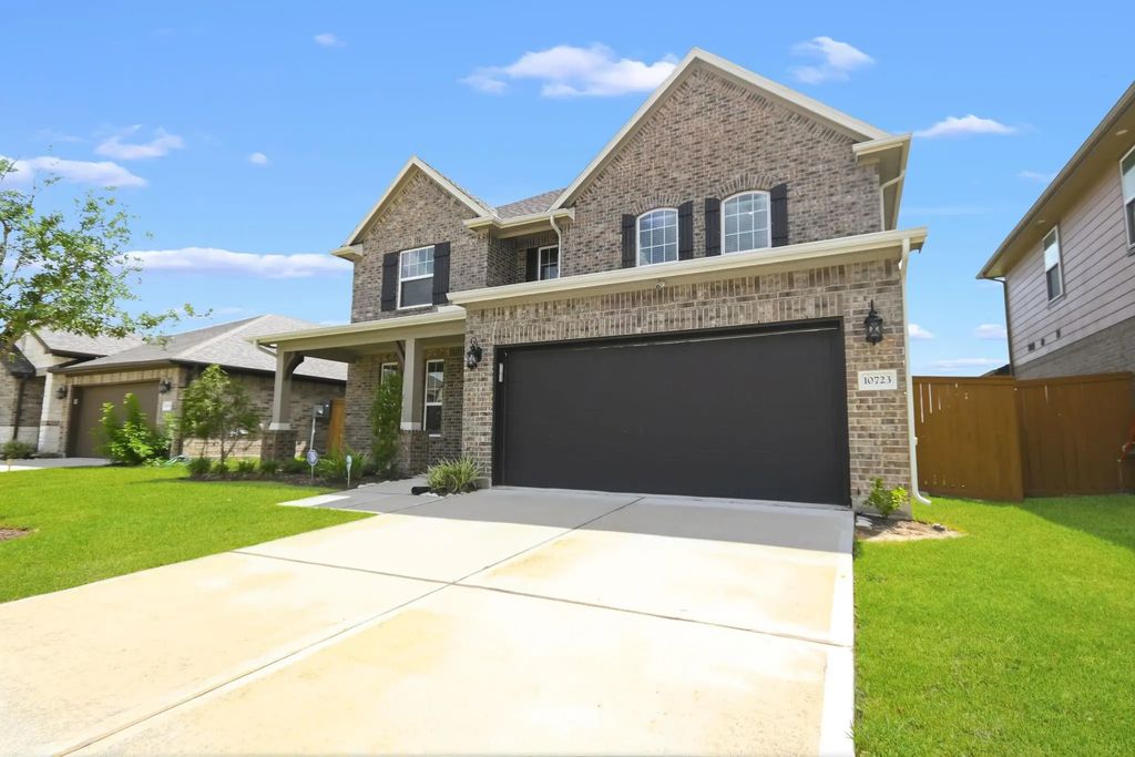 10723 Cliffs View Drive, Rosharon