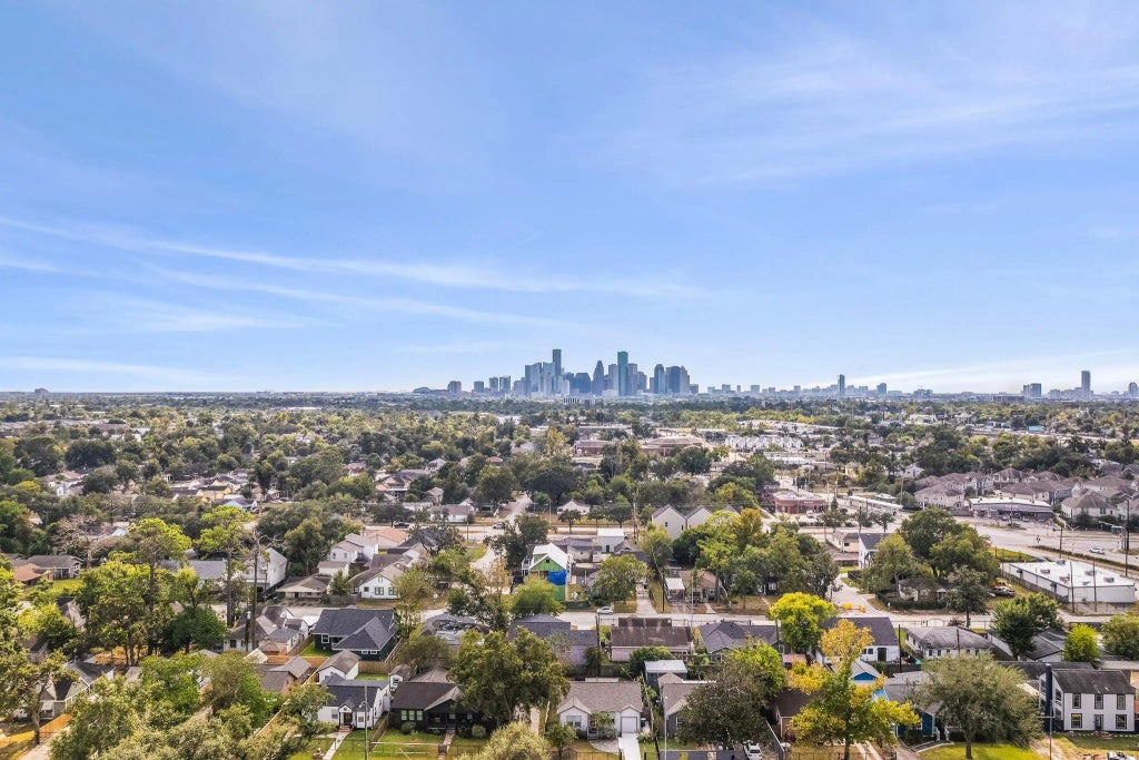 319 Moody Street 1/2, Houston