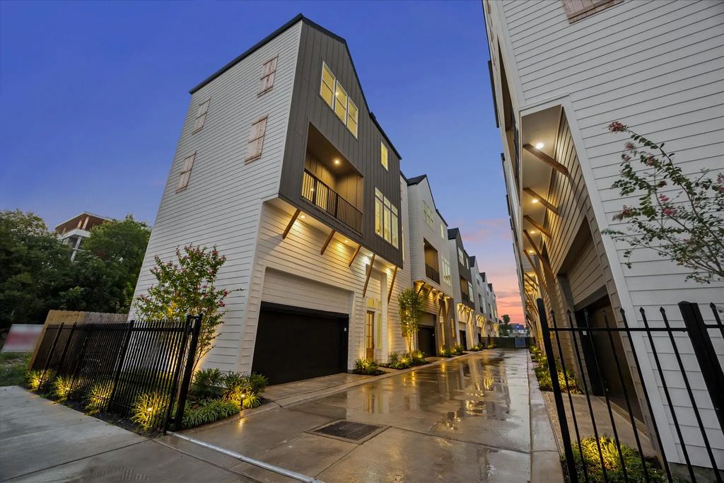 1187 W 19th Street, Houston