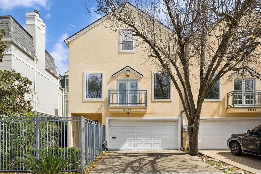 4011 Garrott Street, Houston