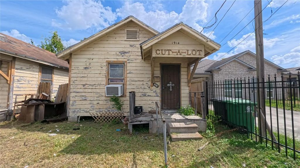 1914 Benson Street, Houston