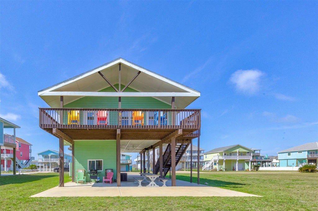 23005 Fresca Street, Galveston