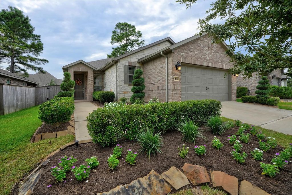 235 N Wild Petunia Trail, Montgomery