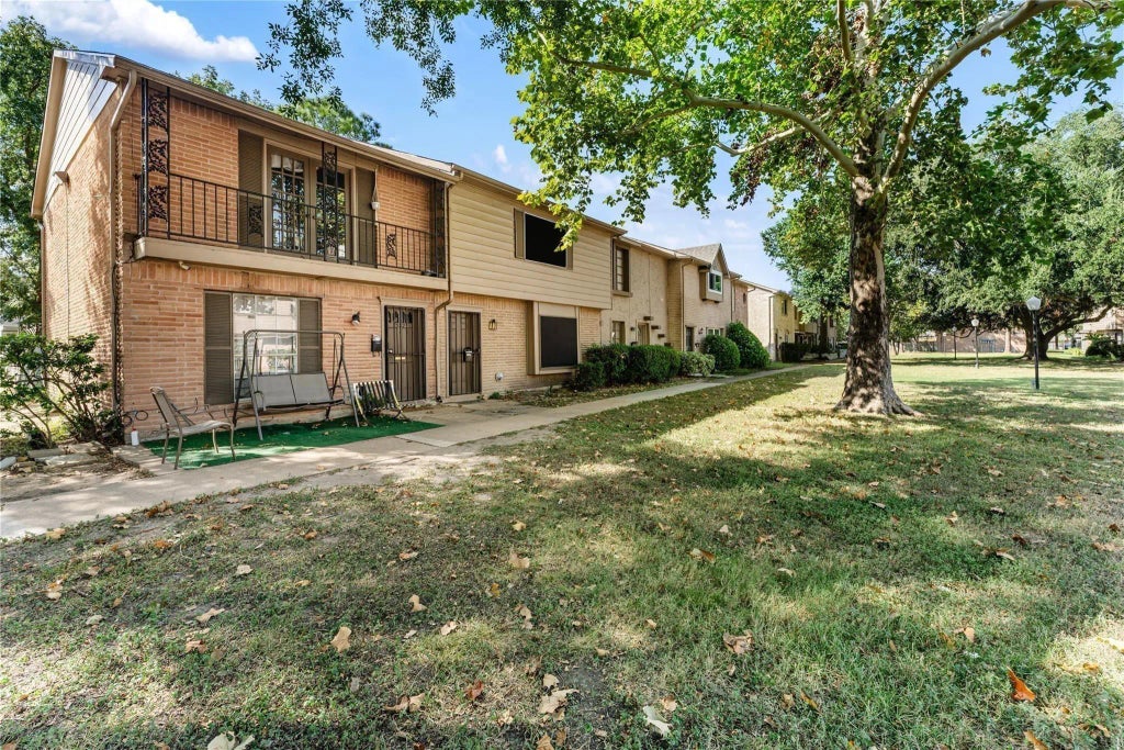 7322 Crownwest Street 7322, Houston