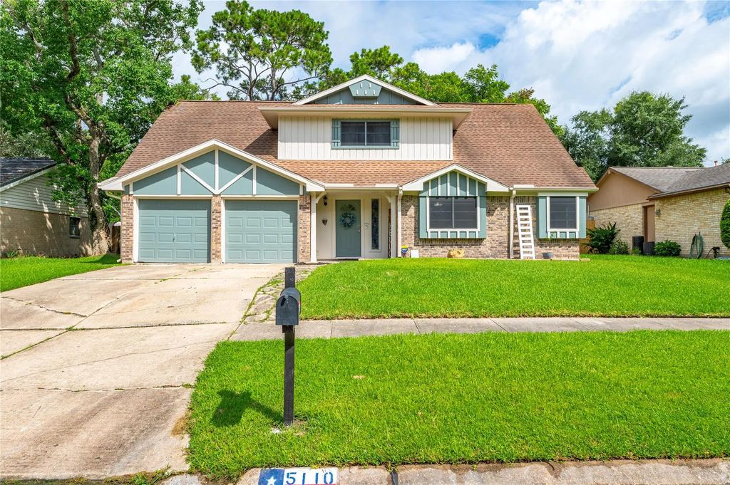 5110 Tashkent Drive, Friendswood