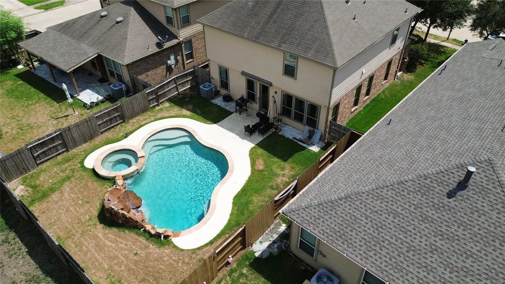 22518 Belmont Cove Lane, Katy