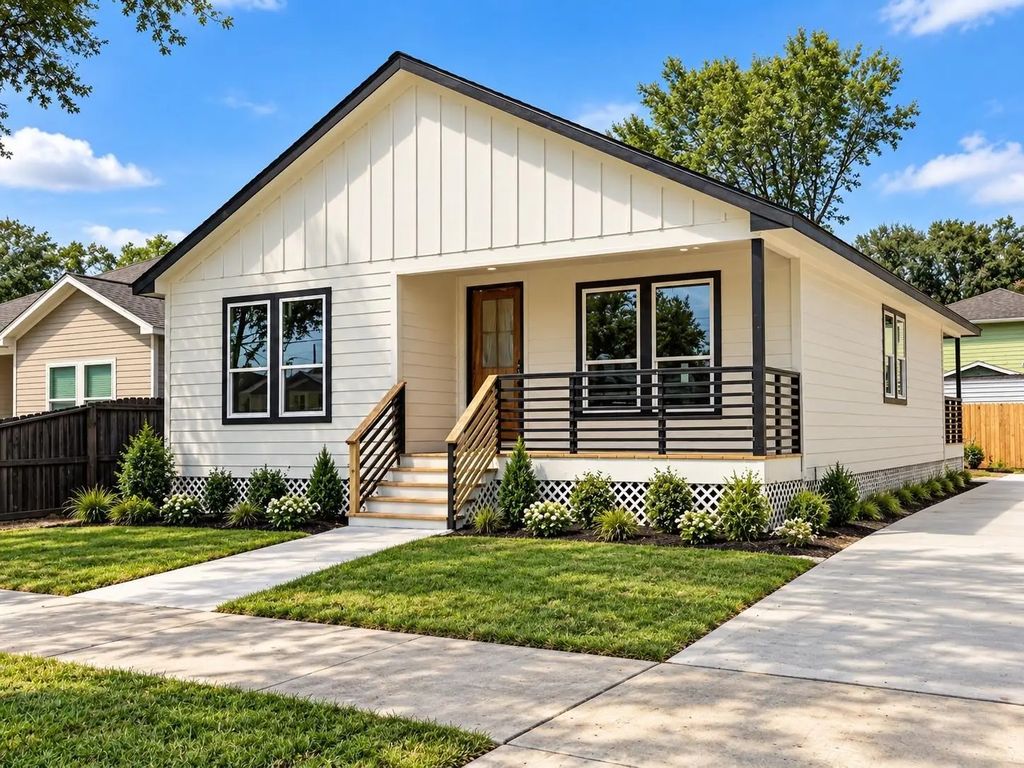 7809 Capitol Street, Houston