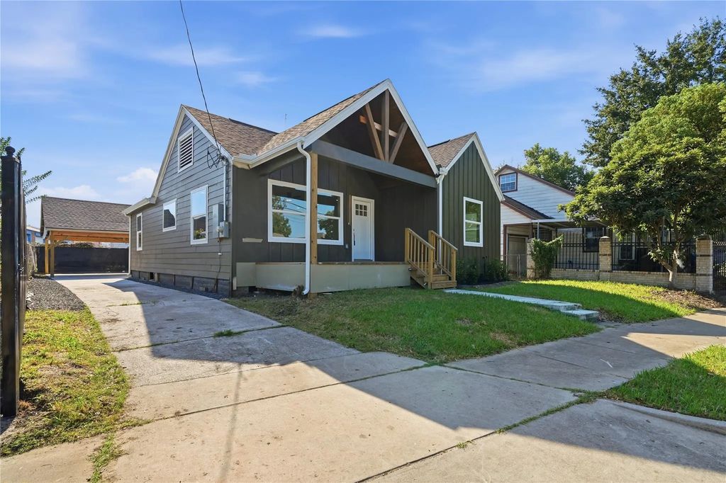524 N Super Street, Houston