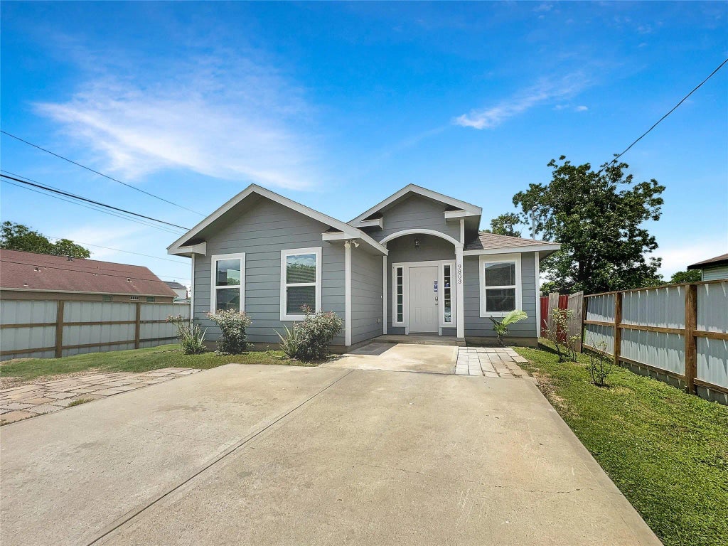 9803 Mimbrough Street, Houston