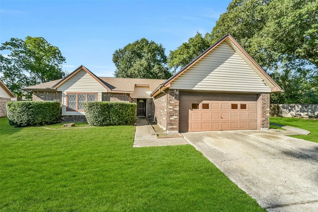 6906 Windy Pines Drive, Spring