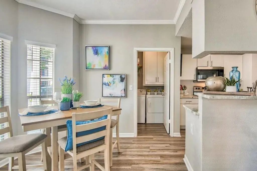 11220 West Road 1123, Houston