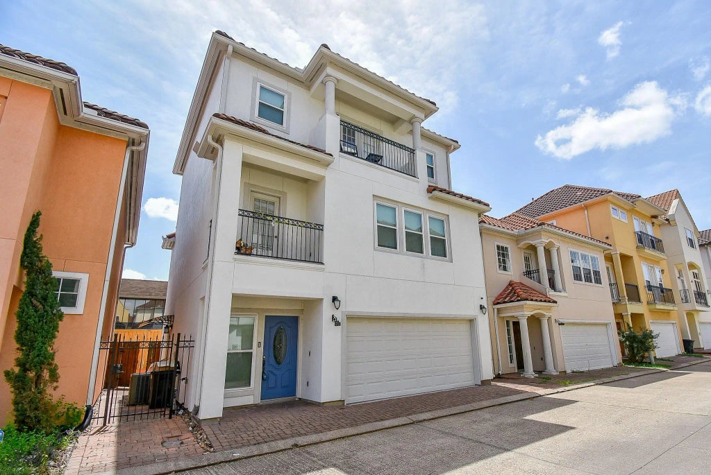 5931 Turtle Beach Lane, Houston