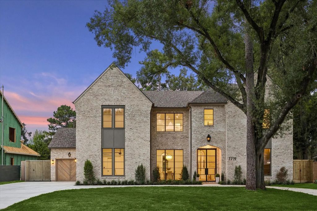 7719 Bryonwood Drive, Houston