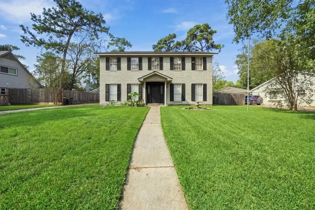 27209 Wells Lane, Conroe