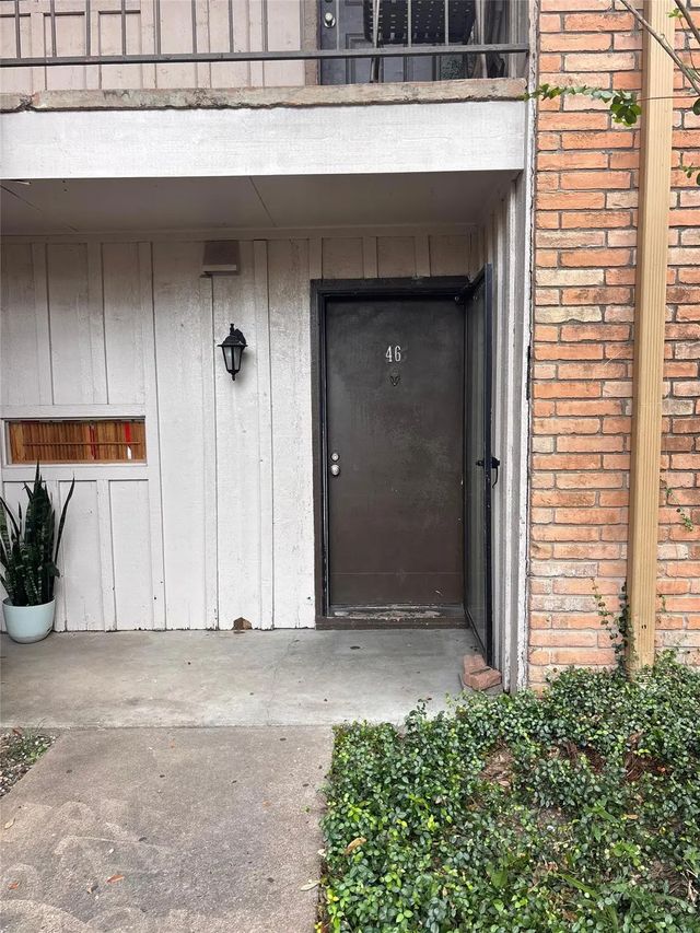 8110 Albacore Drive 46, Houston