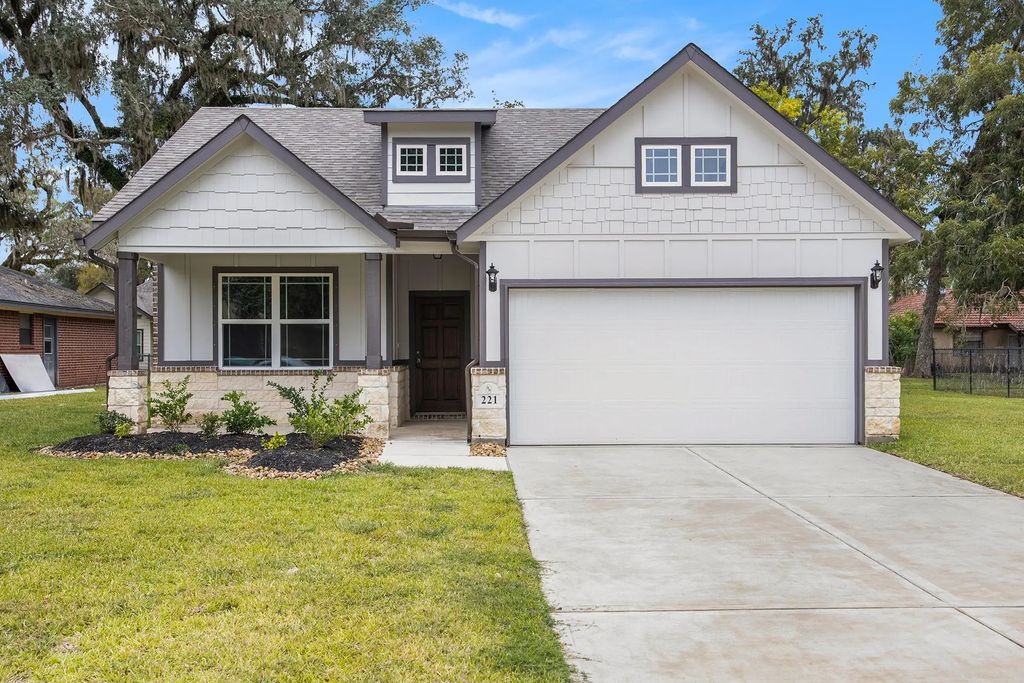 221 Inwood Drive, West Columbia