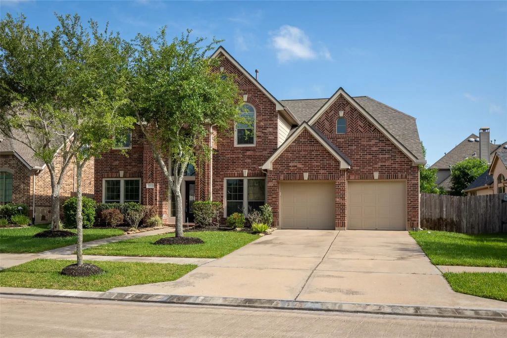 3814 Hunters Gate Court, Sugar Land