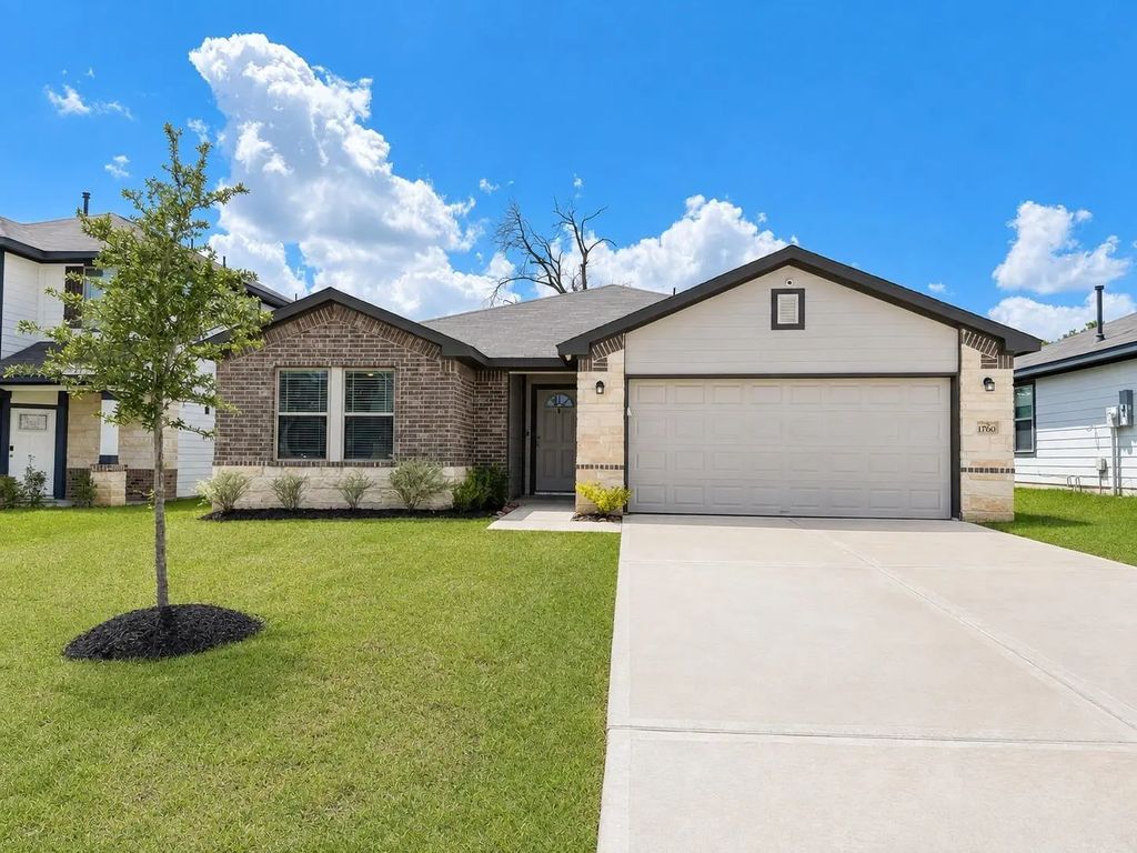 11760 Whirlaway Drive, Willis