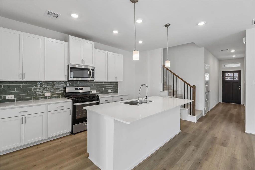 5113 Redbud Valley Drive, Pearland