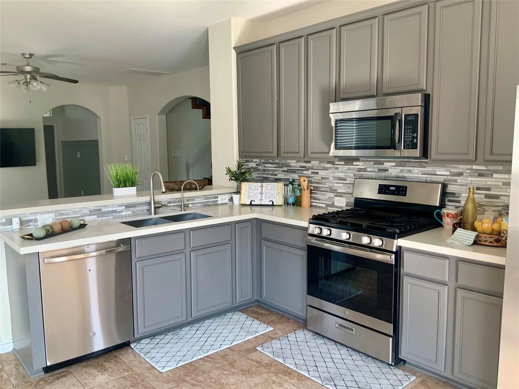 8322 Quiet Bay Drive, Baytown