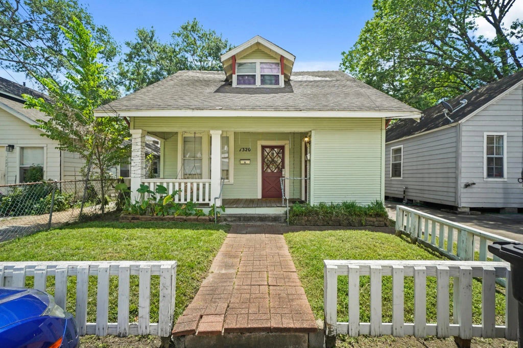 1320 Alexander Street A, Houston