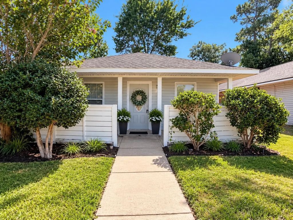 11838 Greenmesa Drive, Houston