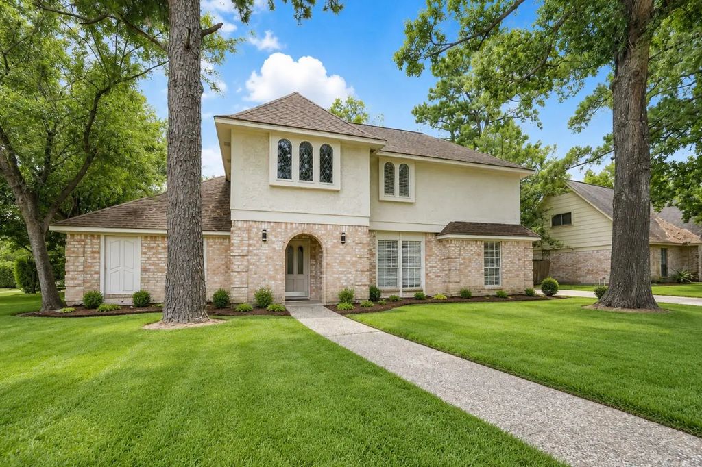 11711 Gardenglen Drive, Houston