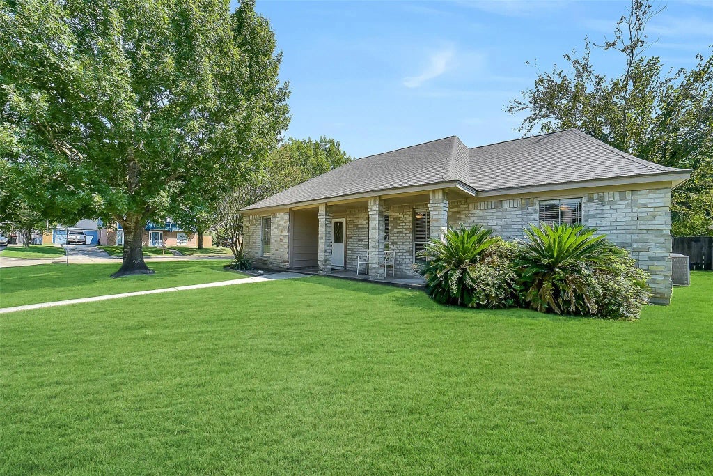 11710 One Token Drive, Houston