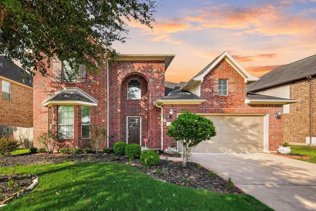 6638 Miller Shadow Lane, Sugar Land