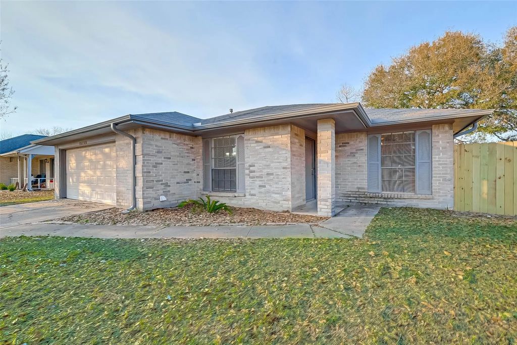 18726 Shannon Glen Lane, Houston